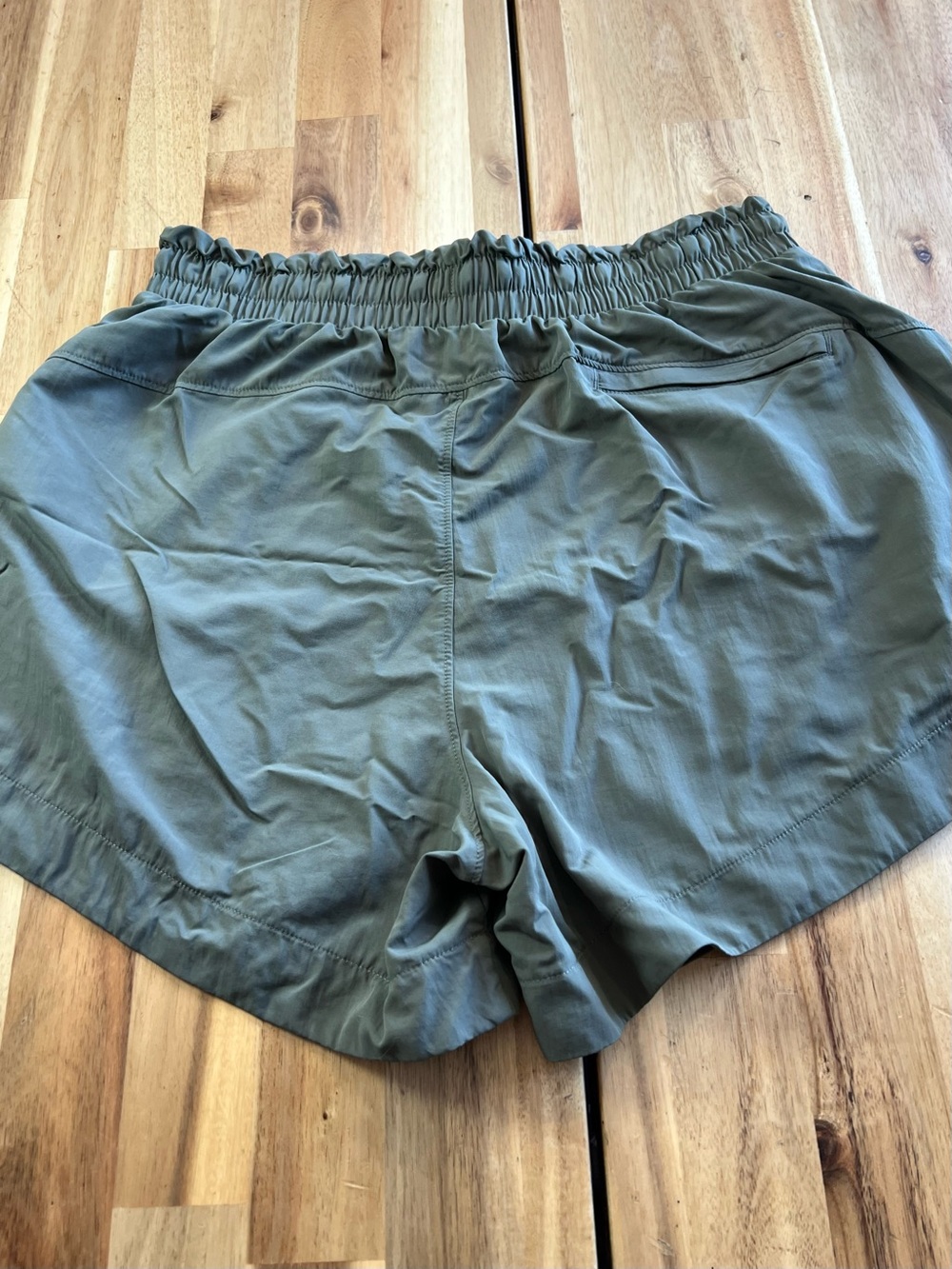 All in Motion Women’s Olive Green Athletic Running Shorts Size Medium - Picture 5 of 5